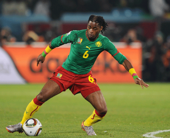 Alex Song retires