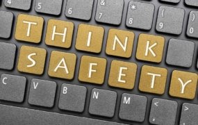 8 ways to stay safe online