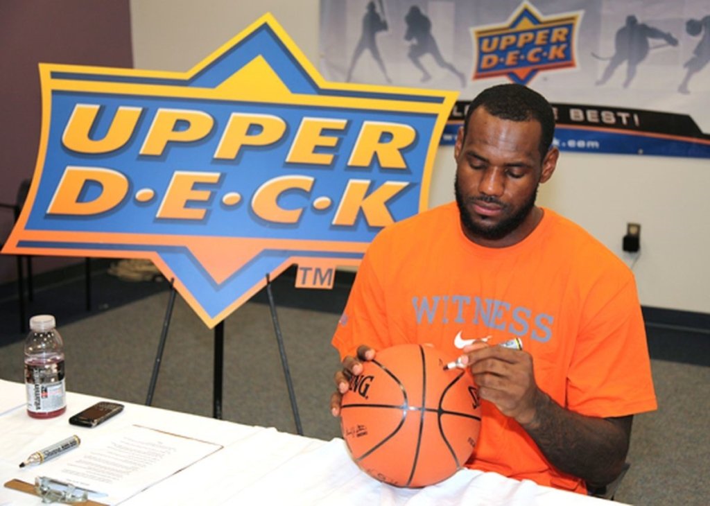 9 influential black personalities who are left handed Page 6 of 10