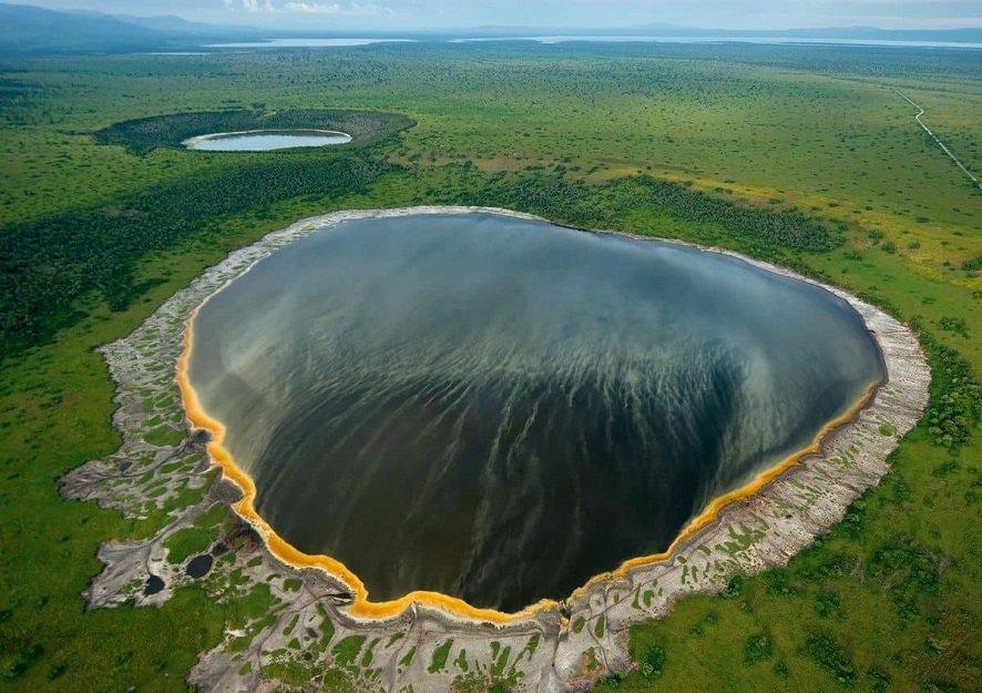 This beautiful Ugandan Park and its Crater Lake Trail should be your next destination [Photos]