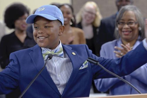 This child prodigy is already a CEO and university student at 11 years old