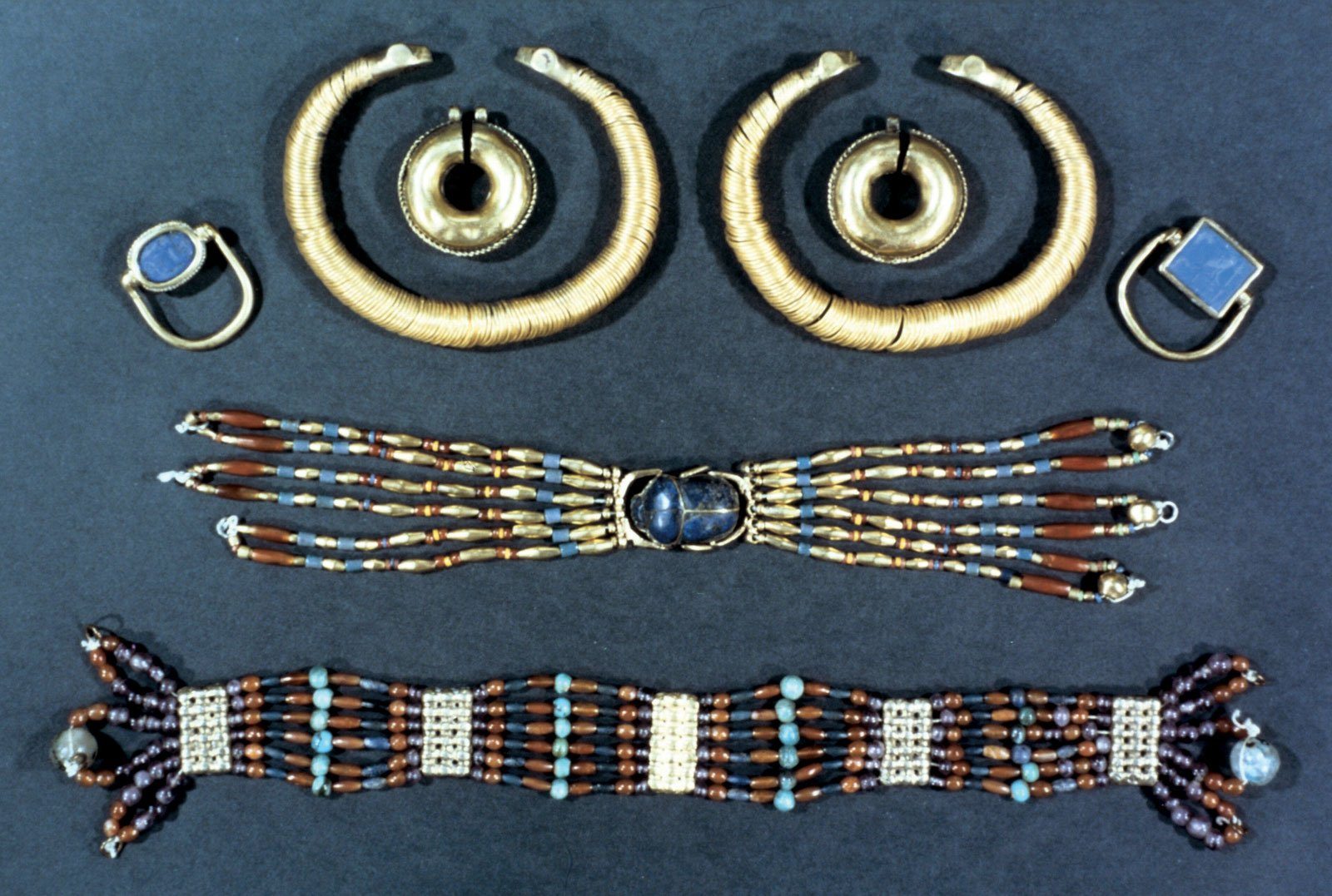 These jewelry pieces from ancient Egypt prove that the civilization was ahead of its time