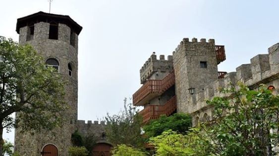 The beautiful Kajuru Castle in Nigeria promises a taste of 19th-century royalty