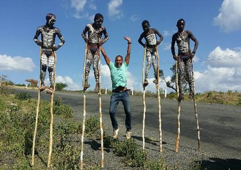 A look at the Banna people of Ethiopia where young men walk on stilts