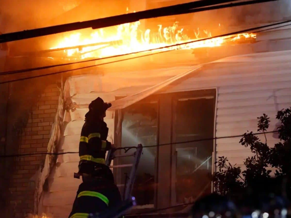 Bronx blaze fire 13 injured