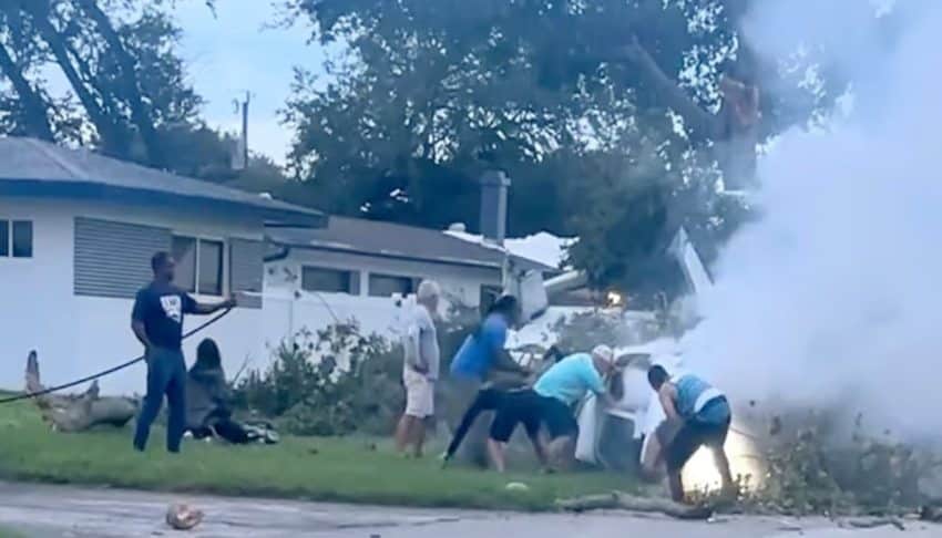 Florida: Neighbors band together to save passengers from plane that crashed and went up in flames