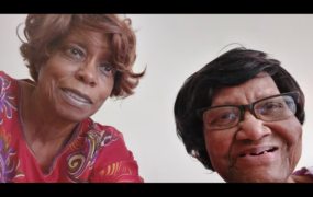 71-year-old explains why she moved from Atlanta to Panama with her 97-year-old mom