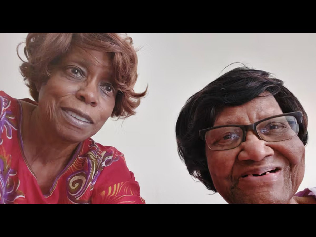 71-year-old explains why she moved from Atlanta to Panama with her 97-year-old mom