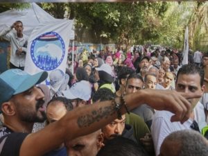 Egyptians vote in Senate polls amid rising inflation and political frustration; over 400 candidates compete as el-Sissi eyes extended rule.
