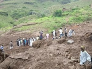 Sudan landslide claims at least 370 lives, says UN