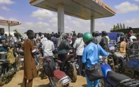 Militant fuel blockade forces Mali to close schools nationwide