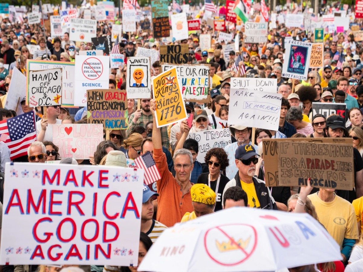 Tens of thousands join “No Kings” protests across U.S., condemning President Donald Trump’s alleged authoritarian rule amid a prolonged shutdown.