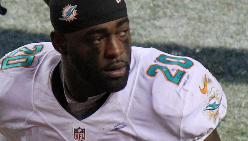Ex-NFL player Reshad Jones adds to his wealth after settling suit against Merrill Lynch for $9.5M