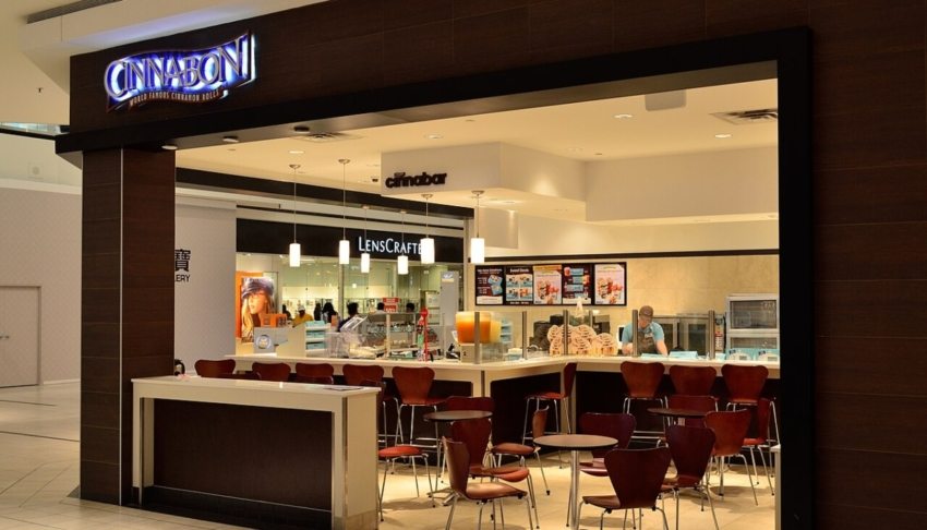 Cinnabon worker fired after video shows her going on a racist tirade at Somali customers 