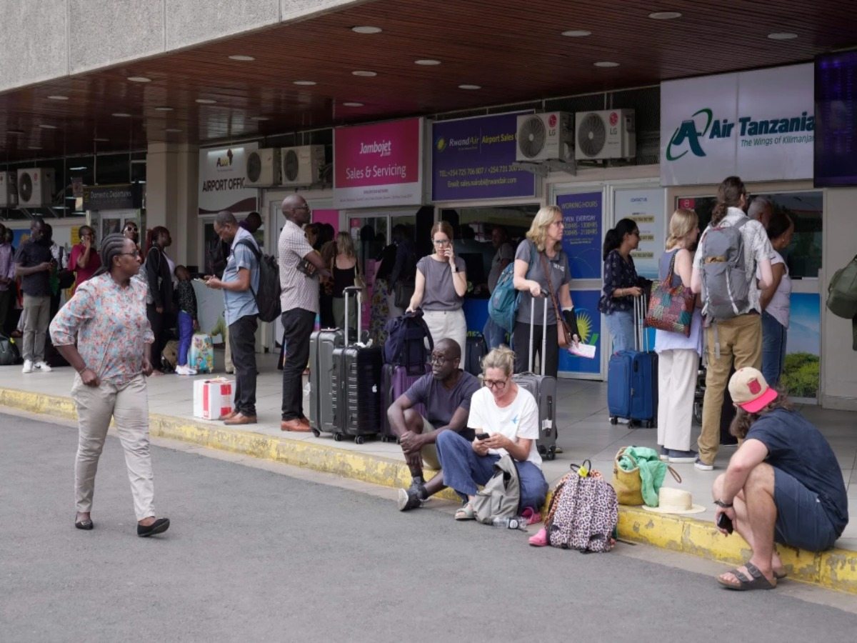 Airport workers strike at Nairobi’s JKIA delays flights, strands thousands and forces Kenya Airways to issue travel advisory.